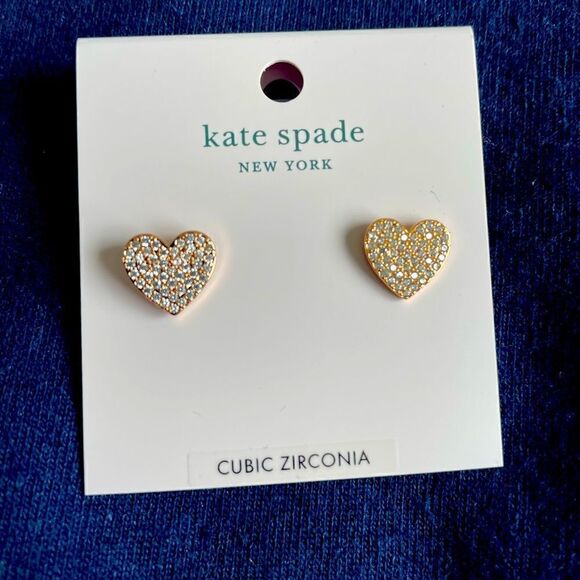 🆕 Kate spade New York Yours Truly Pave Heart Studs - Picture 1 of 4